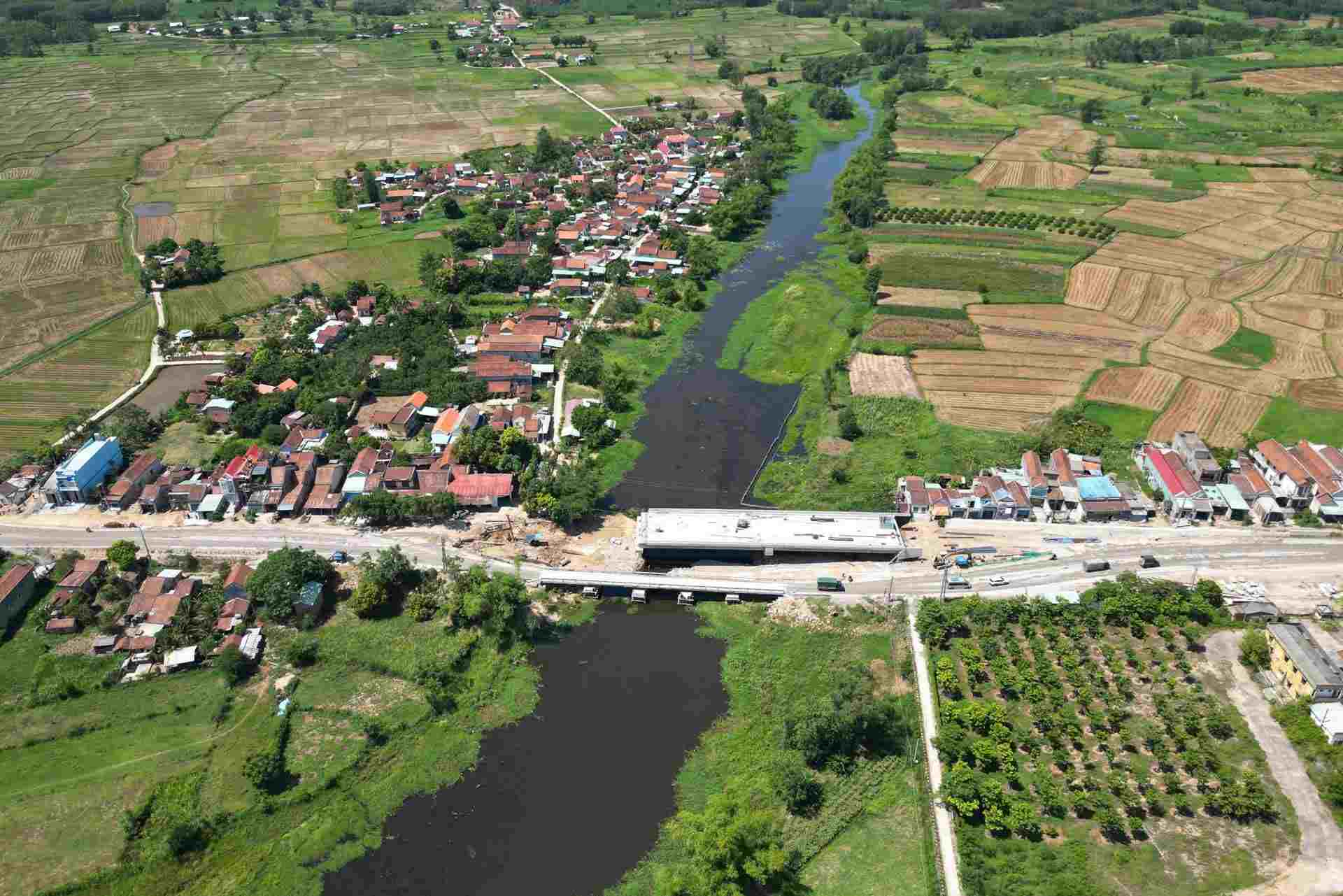 Dự án cải tạo, nâng cấp Quốc lộ 19, đoạn qua địa bàn huyện Tây Sơn, Bình Định. Ảnh: Hoài Luân