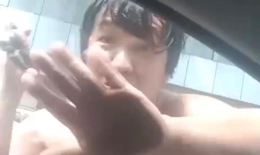 Người đàn ông dùng kéo tấn công tài xế ở TPHCM.