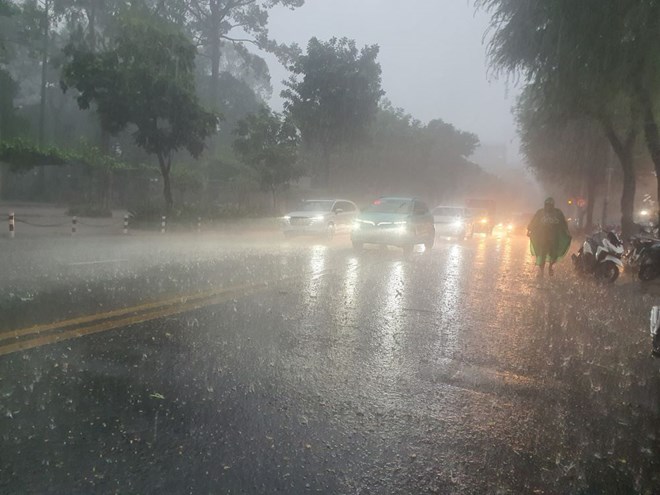 On September 2, the Northeast region, Thanh Hoa and the area from Da Nang to Binh Thuan are forecast to have scattered showers and thunderstorms. Illustration photo: Nguyen Chan