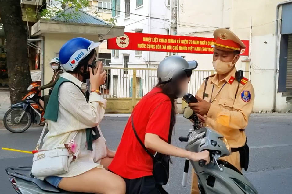 Nghĩ CSGT cũng nghỉ lễ, nhiều người dính phạt nồng độ cồn