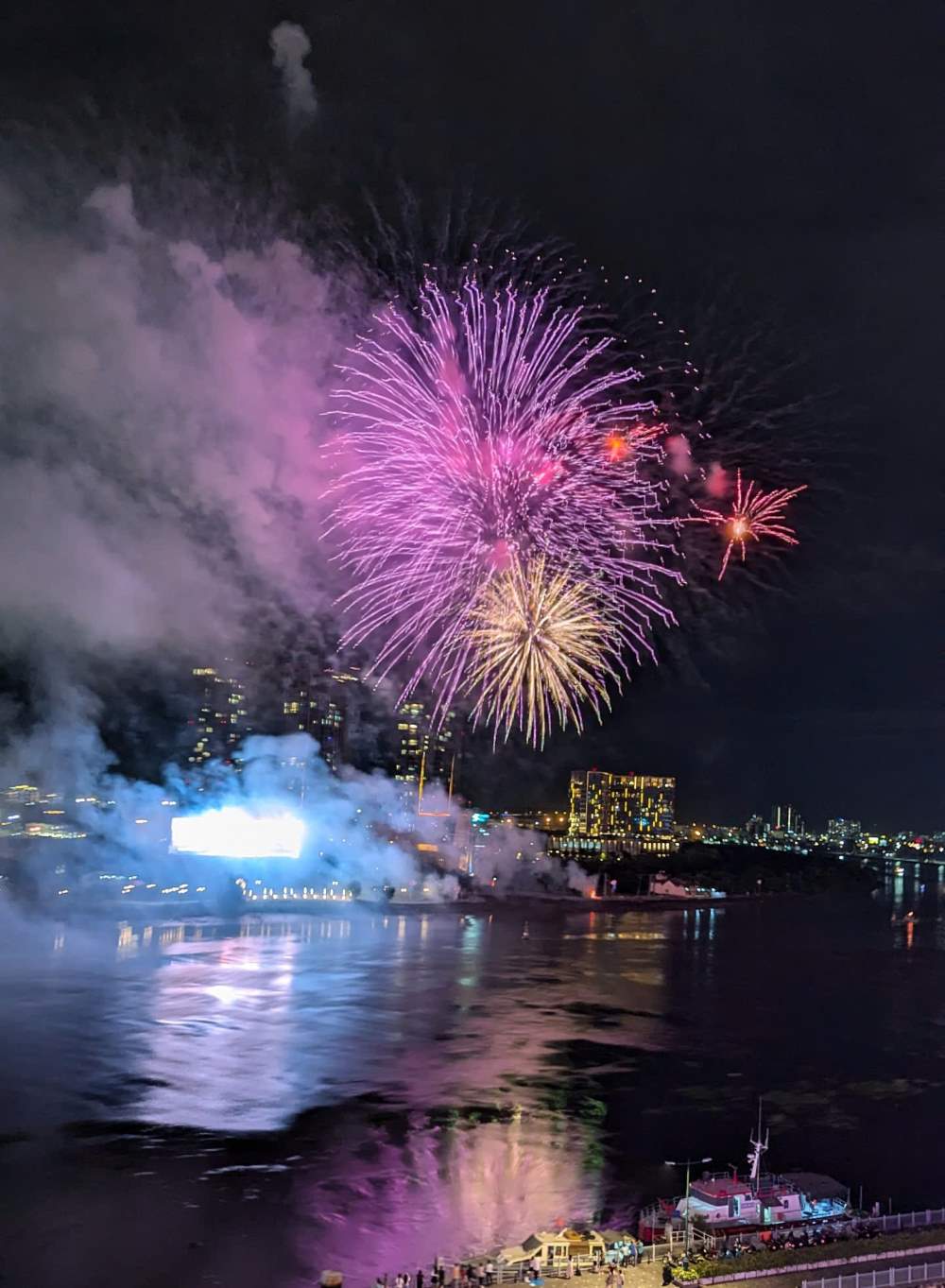 At exactly 9:00 p.m., the first fireworks lit up the sky above the Saigon River Tunnel.