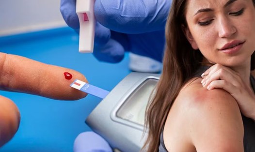 Tập thể dục giúp hạ đường huyết nhanh chóng. Đồ họa: Thiện Nhân