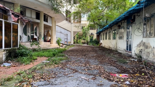 Cảnh bên trong Cung Thanh niên Hà Nội. Ảnh: Đền Phú