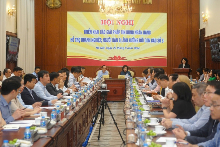 Hội nghị triển khai các giải pháp tín dụng, ngân hàng hỗ trợ người dân bị ảnh hưởng bởi cơn bão số 3. Ảnh: NHNN