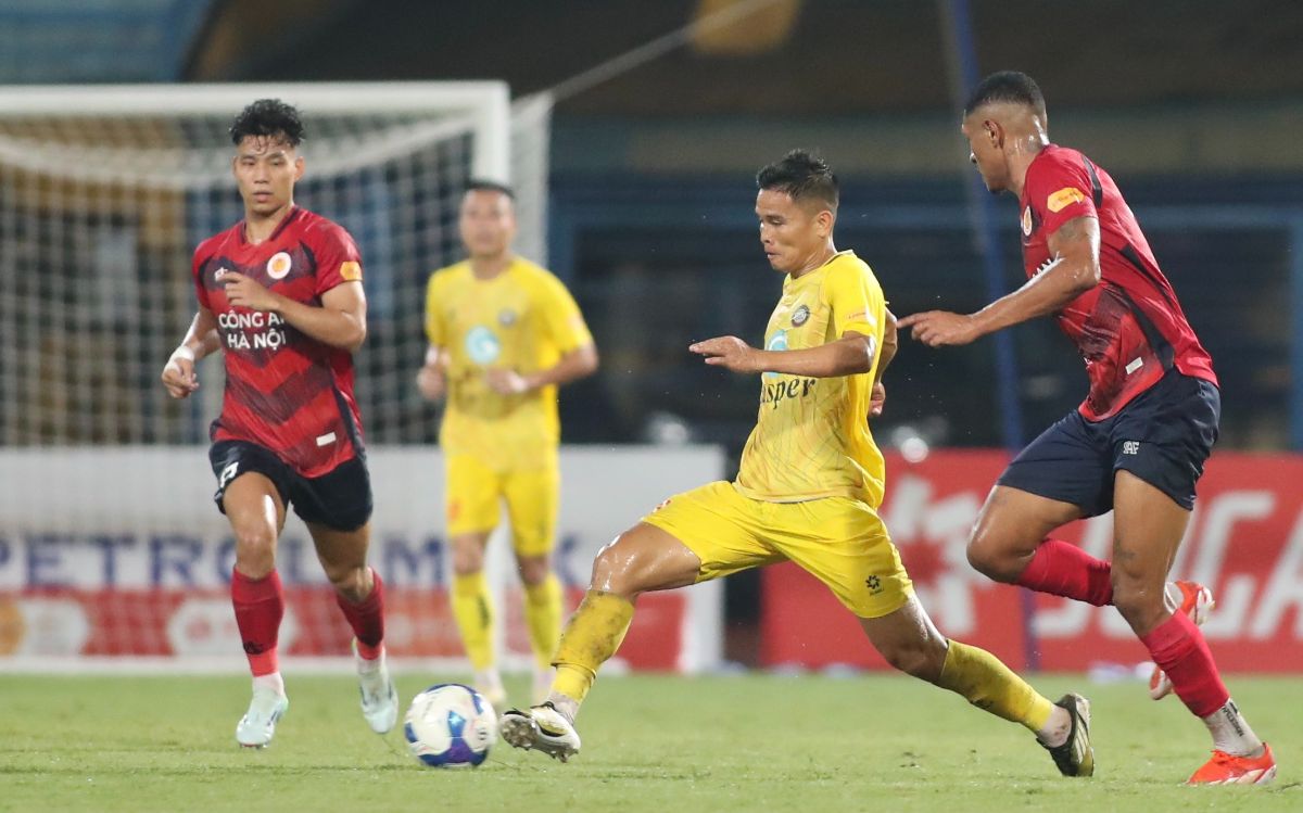 Chung cuoc, Cong an Ha Noi nhan that bai 0-1 truoc Thanh Hoa tai vong 2.