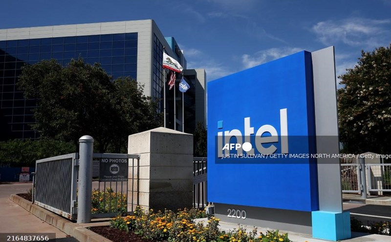Qualcomm is reportedly looking to acquire Intel in a deal valued at more than $93 billion. Photo: AFP