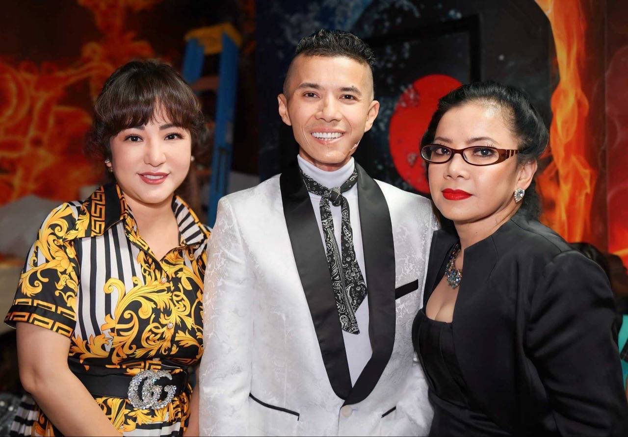 Thuy Nga shares Kasim Hoang Vu's current health after a serious illness. Photo: NSCC.