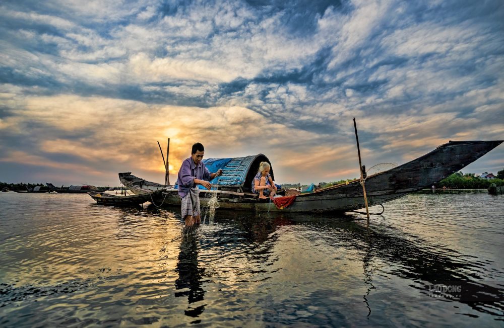 Voi nhieu nhiep anh gia va nhung nguoi ua thich su kham pha, pha Tam Giang la mot dia chi khong the bo lo moi khi den Hue. 