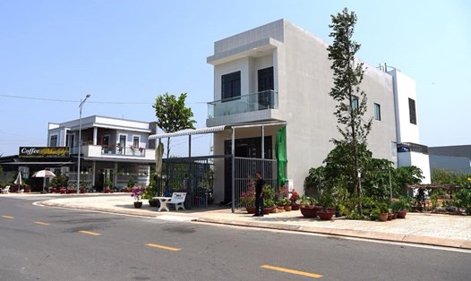 Nhiều hộ dân ở Cần Thơ bất an vì giá đất tái định cư "trên trời" Ảnh: Tạ Quang