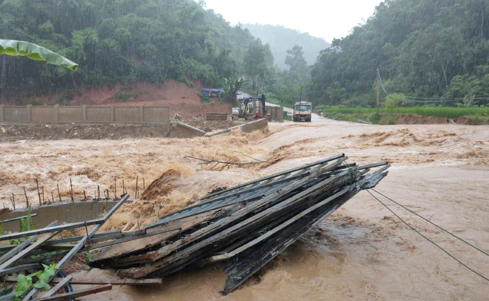 Mua lu lon tai xa Muong Chanh, huyen Muong Lat (Thanh Hoa). 