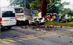 Tai nạn liên hoàn ở TPHCM khiến 2 người tử vong