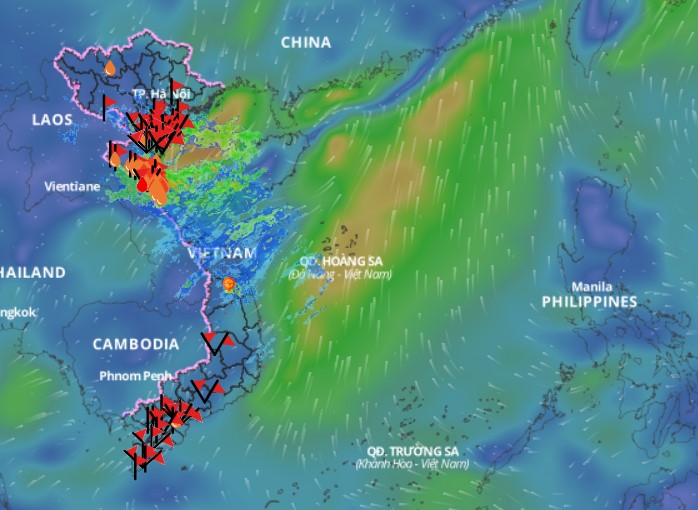 Vùng áp thấp gây thời tiết mưa dông gió mạnh trên Vịnh Bắc Bộ. Trên đây là cập nhật lớp hướng gió vào hồi 9 giờ ngày 23.9. Ảnh: Hệ thống giám sát thiên tai Việt Nam