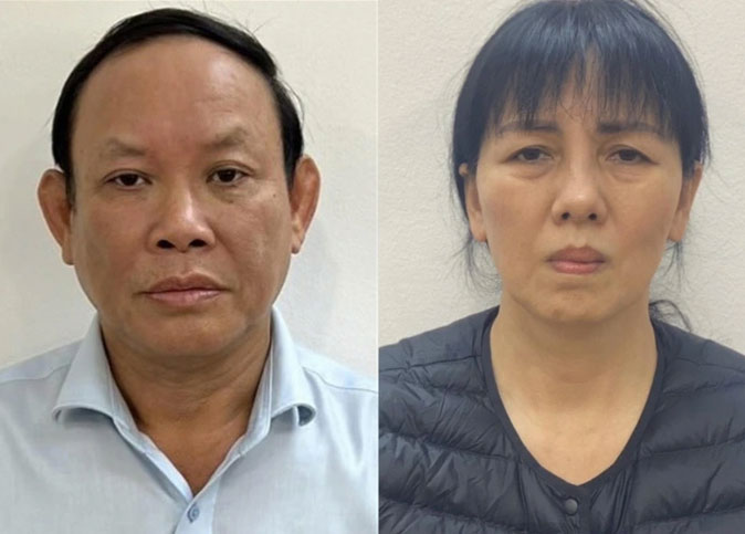 Bị can Nguyễn Đức Thái và Nguyễn Thị Thanh Thủy - cựu Trưởng Ban Kế hoạch Maketing NXB Giáo dục Việt Nam trong vụ án nhận hối lộ, vi phạm đấu thầu. Ảnh: Bộ Công an