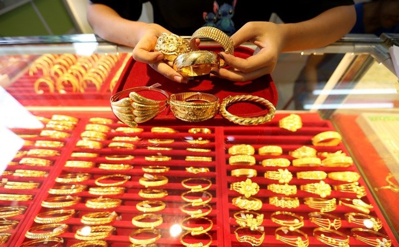 Gold prices are forecast to reach $3,000 an ounce by 2025. Photo: Xinhua