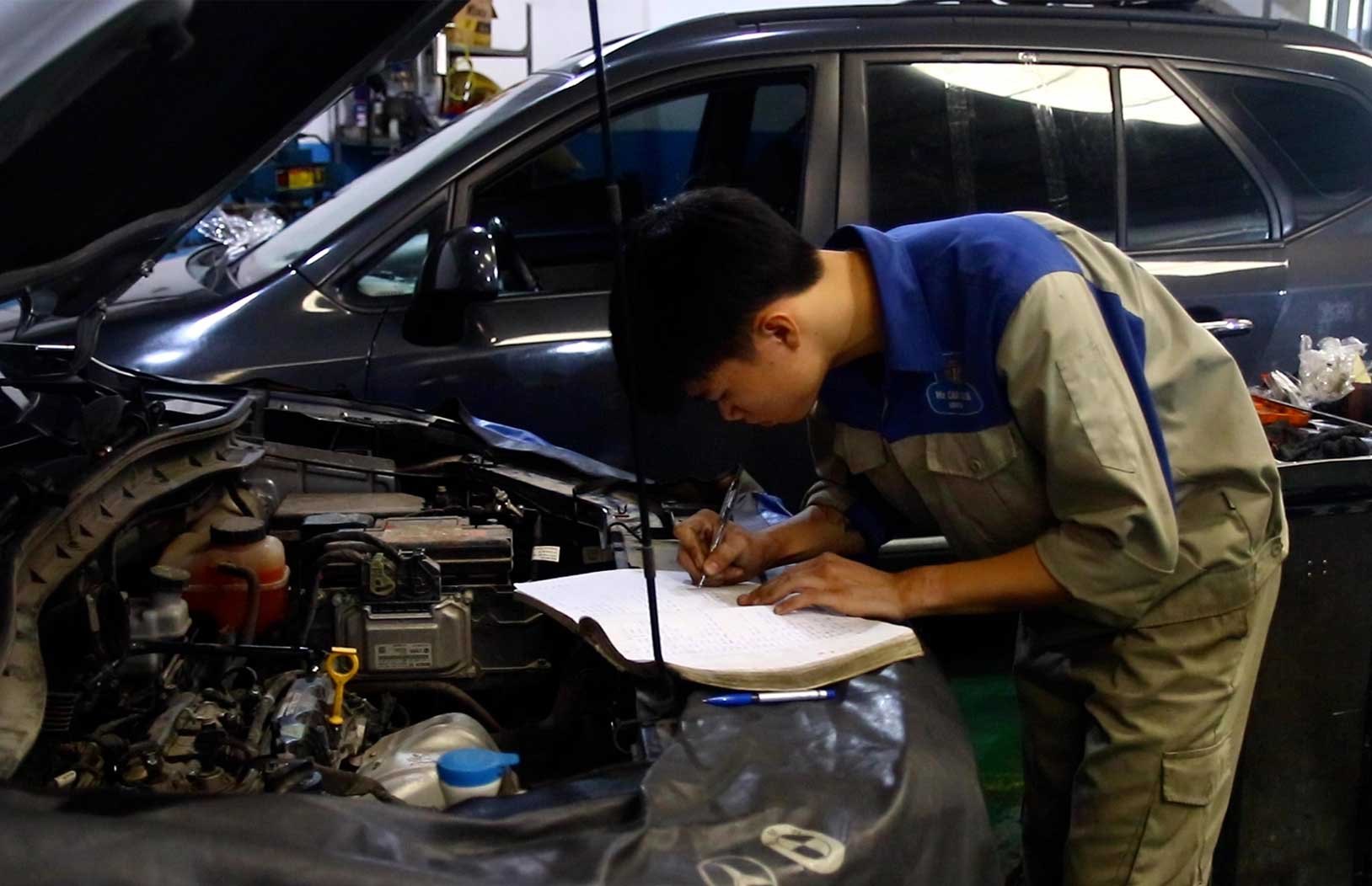 Xử lí ô tô ngập nước