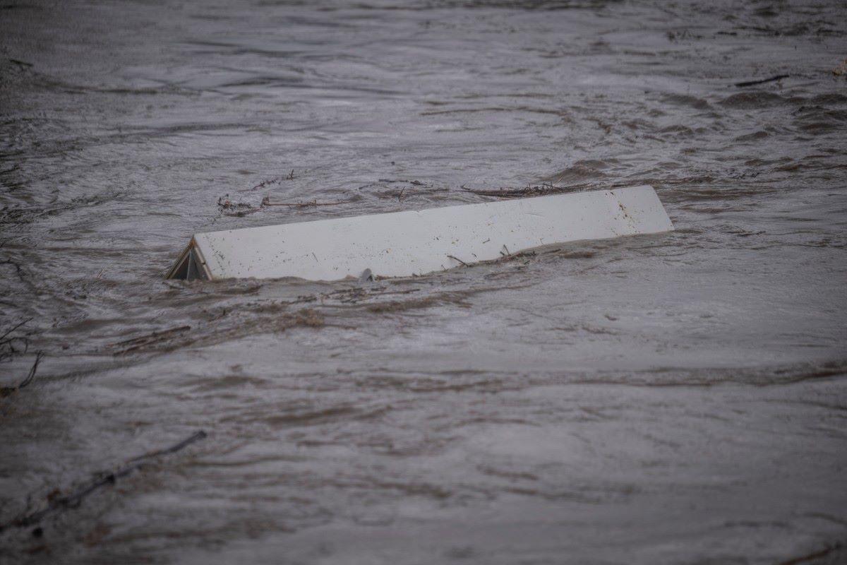 Mưa lớn gây lũ lụt nặng ở thành phố Anamizu, tỉnh Ishikawa, Nhật Bản ngày 22.9.2024. Ảnh: AFP