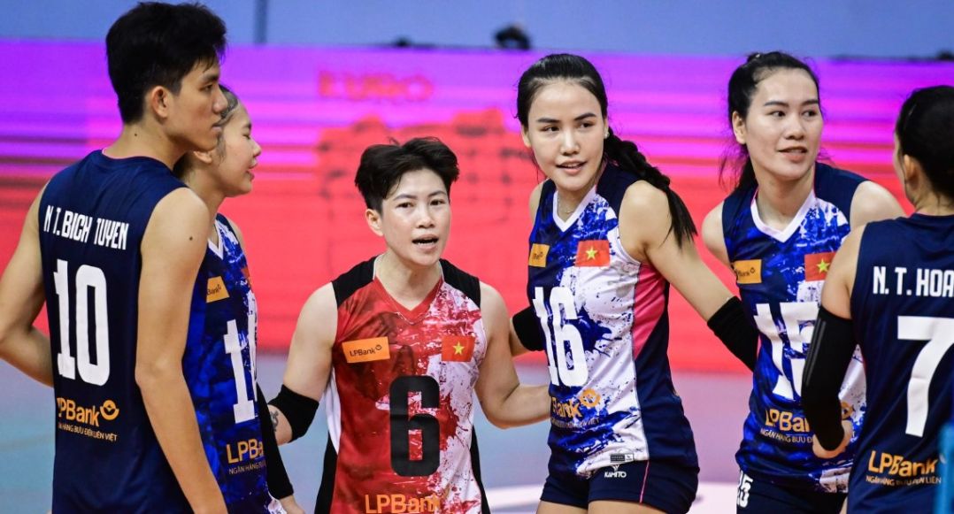 Bich Tuyen (so 10) va Nguyen Thi Trinh (so 15) ghi nhieu diem nhat cho LPB Ninh Binh o tran dau thu 2 giai vo dich cac cau lac bo chau A 2024. Anh: AVC