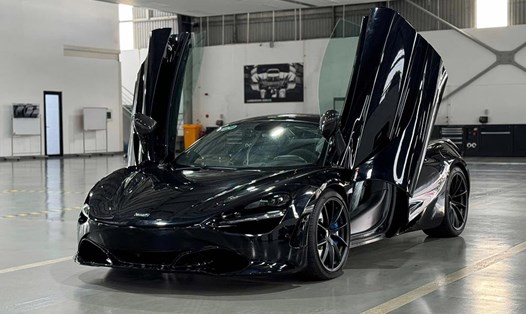 Siêu xe McLaren 720S Spider đi chưa đến 3.000 km được chào bán. Ảnh: Hồng Phúc