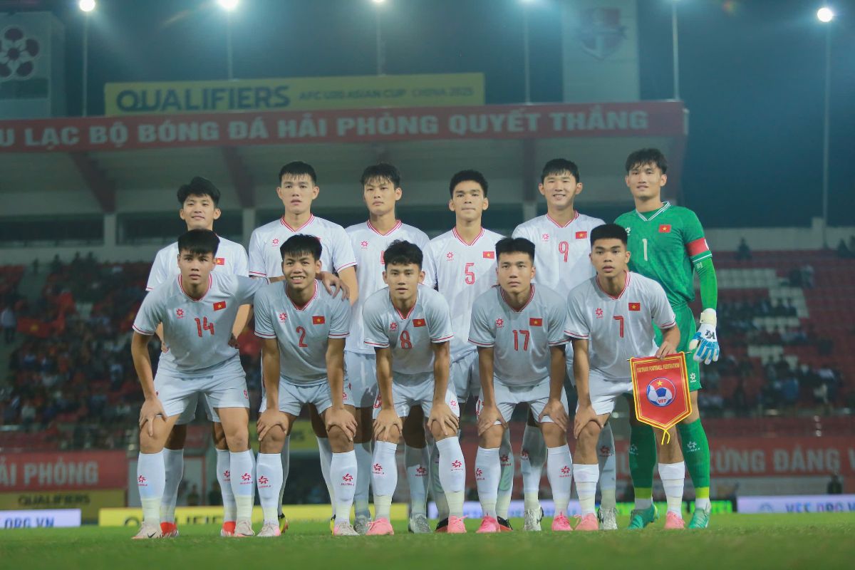 Toi 23.9, doi tuyen U20 Viet Nam cham tran U20 Bhutan o tran ra quan vong loai U20 chau A 2025 tren san van dong Lach Tray (Hai Phong).