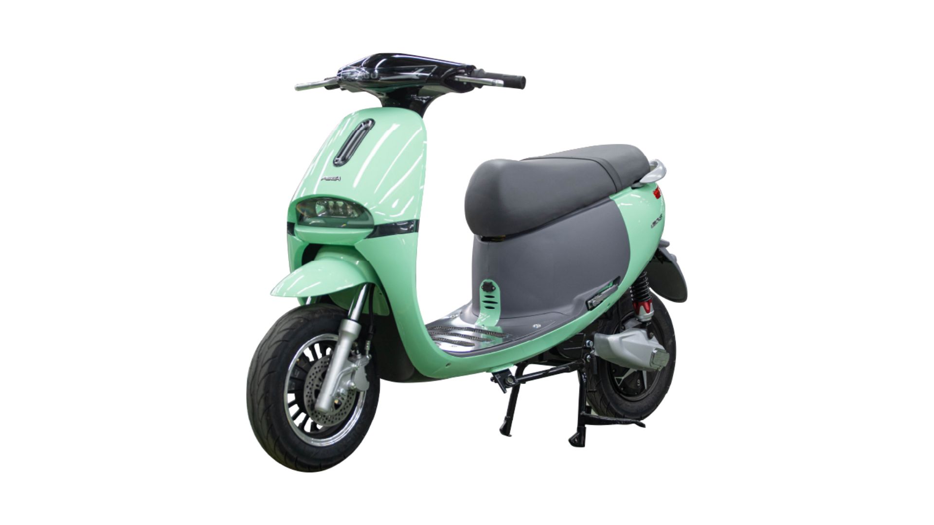 Xe máy điện có khóa thông minh, dễ dàng tìm xe trong bãi. Ảnh: Pega 