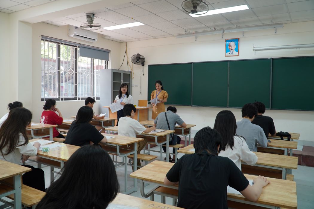 Nhiều trường đại học tổ chức kỳ thi riêng để xét tuyển đầu vào năm 2025. Ảnh: Vân Trang