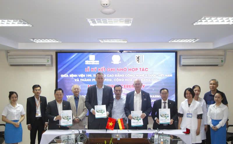 Bệnh viện 199 Ký kết hợp tác với Thành phố Leigzip về y khoa. Ảnh: Sông Hàn