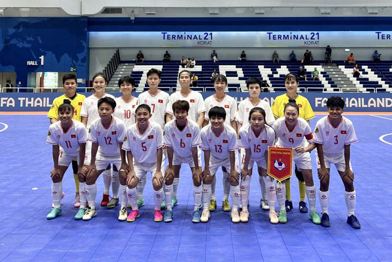 Tuyển futsal nữ Việt Nam thắng trận ra quân giải giao hữu NSDF Women’s Futsal Championship 2024 diễn ra tại Thái Lan. Ảnh: VFF