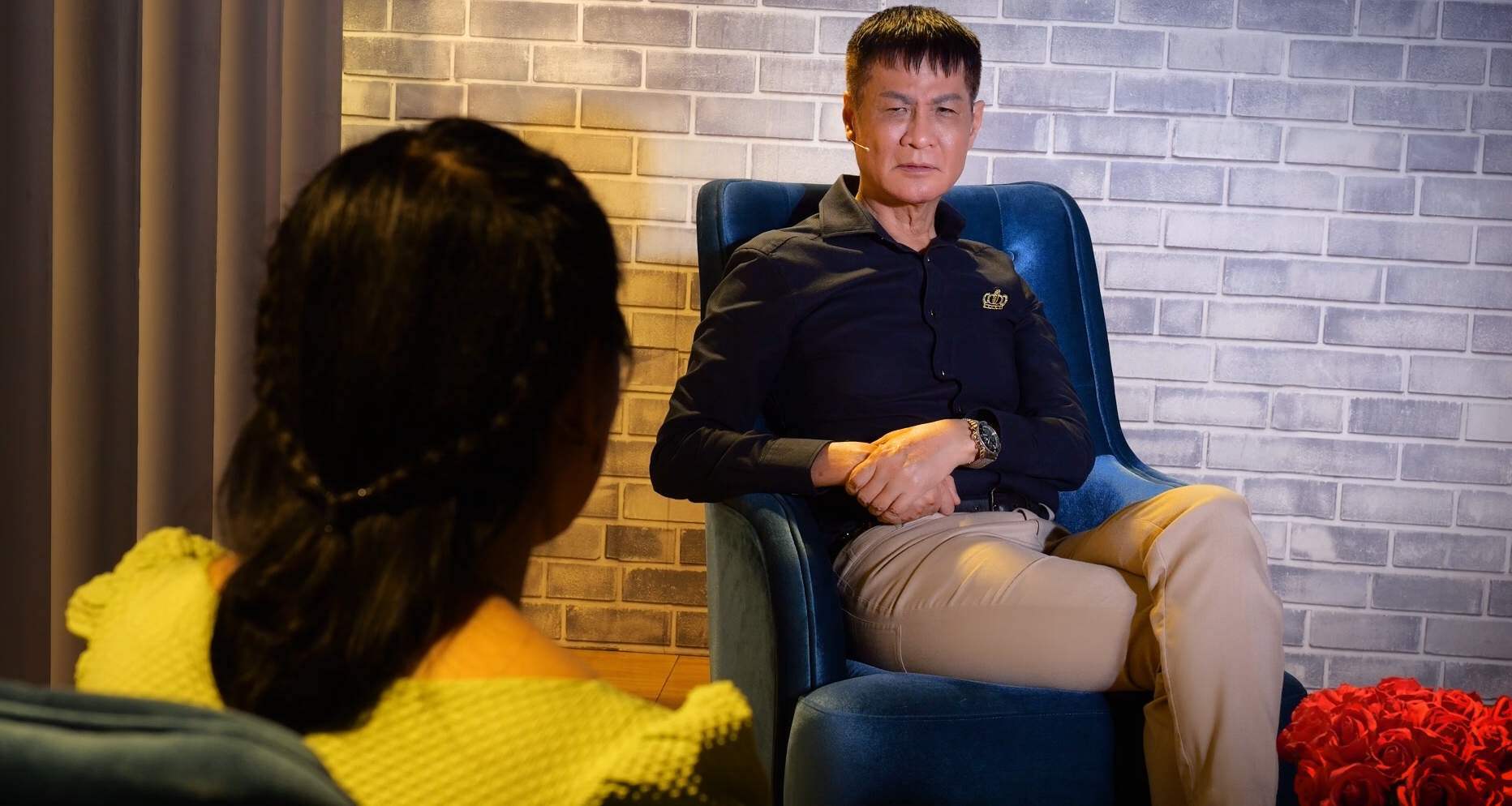 Chị K chia sẻ chuyện chồng ngoại tình với đạo diễn Lê Hoàng tại "Người thứ 3". Ảnh: NSX.