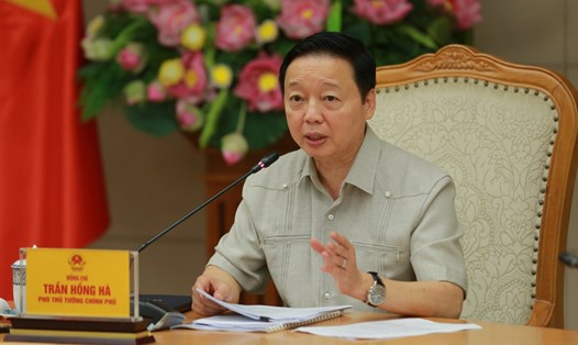 Phó Thủ tướng Chính phủ Trần Hồng Hà chủ trì làm việc. Ảnh: Minh Khôi