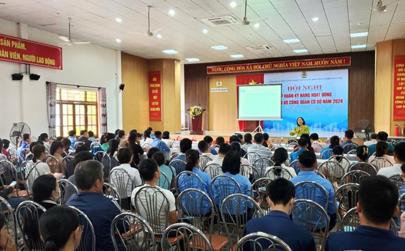 Danang Industrial Park & High-Tech Park Trade Union trains grassroots trade union officials on operational skills in 2024. Photo: Tra Van