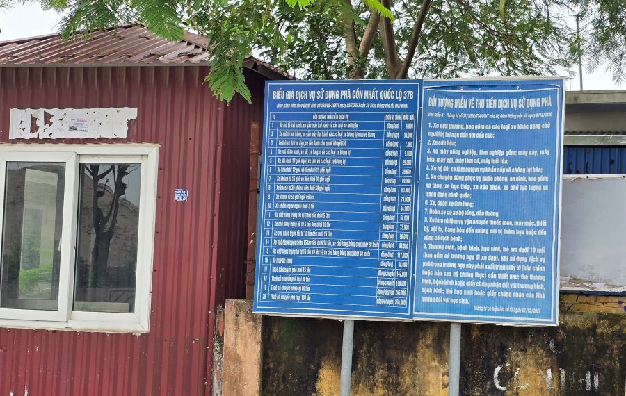Bến phà Cồn Nhất