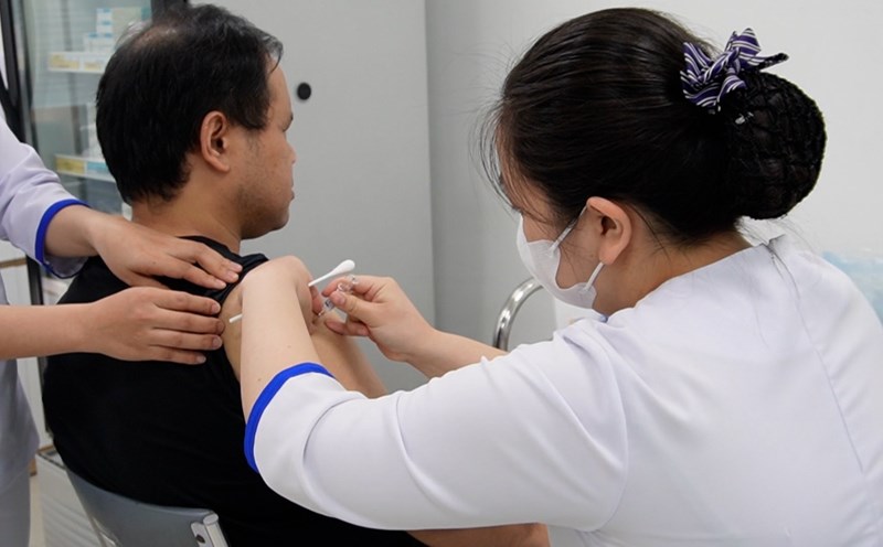 Dengue vaccine prevents 90% of hospitalizations. Photo: ANH LY