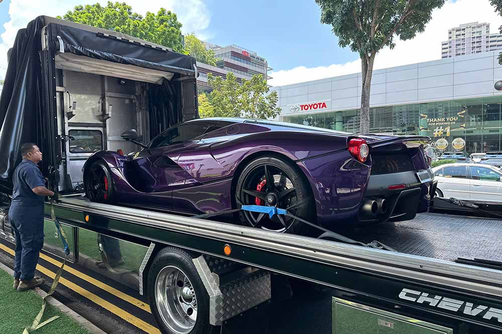 Siêu xe Ferrari LaFerrari của Hoàng tử bang Johor (Malaysia) xuất hiện tại Singapore. Ảnh: Supercar In VietNam