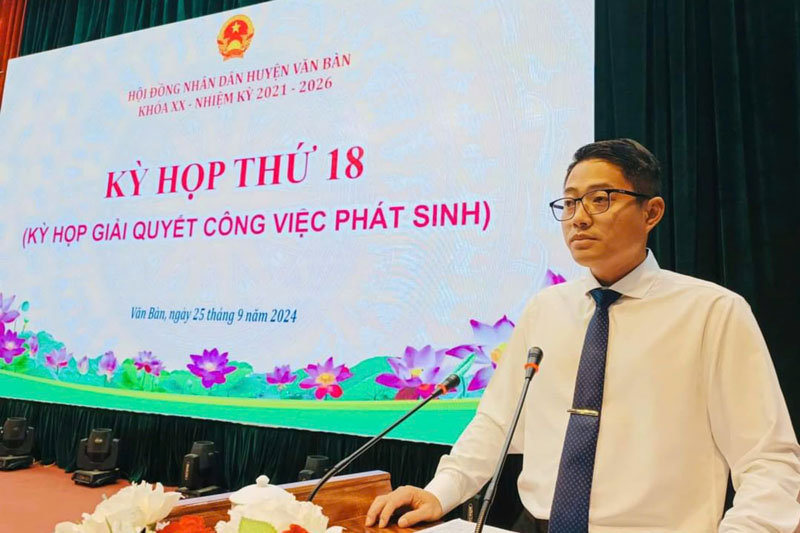 Tân Chủ tịch UBND huyện Văn Bàn (Lào Cai) Ngô Hoài Linh. Ảnh: Tài Khuyên