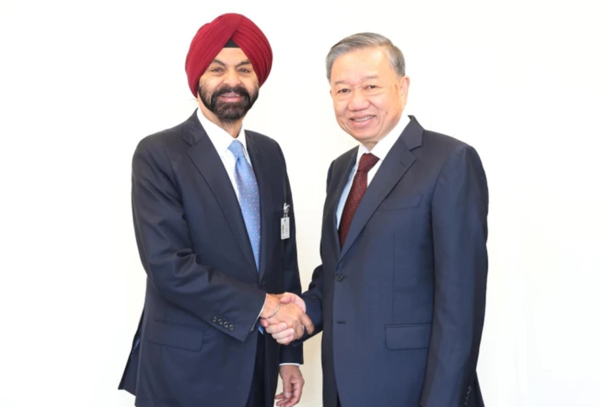 General Secretary and President To Lam and President of the World Bank (WB) Ajay Banga. Photo: VNA