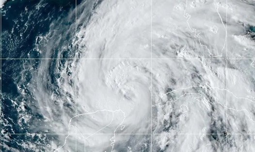 Bão Helene đã mạnh lên ở Vịnh Mexico vào ngày 25.9. Ảnh: Cục quản lý đại dương và khí quyển quốc gia Mỹ NOAA