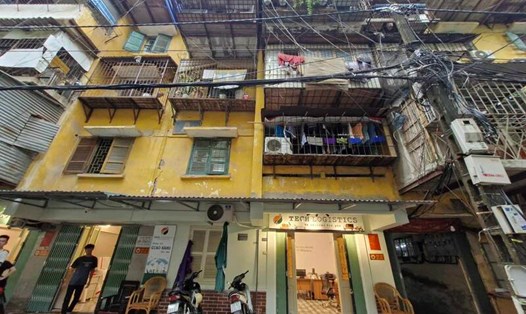 Hiện trạng khu nhà tập thể Nghĩa Đô (quận Cầu Giấy, Hà Nội). Ảnh: Thu Giang