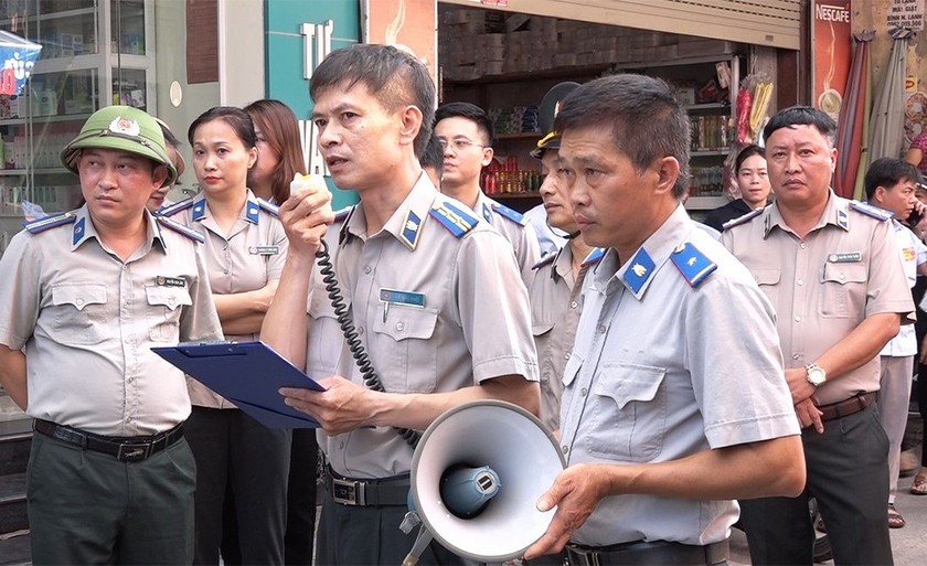 Bộ Chính trị vừa ban hành quy định về bảo vệ cơ quan, tổ chức, người thi hành công vụ trong hoạt động điều tra, truy tố, xét xử, thi hành án. Ảnh: Tổng cục thi hành án dân sự