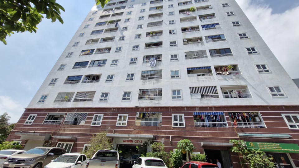 Hàng chục người sống tại khu chung cư Golden City 3 (Nghi Phú, TP Vinh) xuất hiện triệu chứng ngộ độc. Ảnh: Hải Đăng