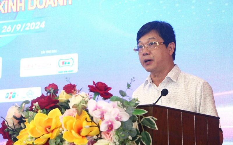 Mr. Tran Thanh Truong - Director of the Department of Information and Communications of Quang Ngai province - spoke at the Workshop "Digital transformation of enterprises - Improving management and business production capacity". Photo: Vien Nguyen