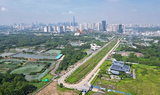 Dự án Khu Liên hợp Thể dục Thể thao Rạch Chiếc 30 năm vẫn trên giấy.  Ảnh: Anh Tú