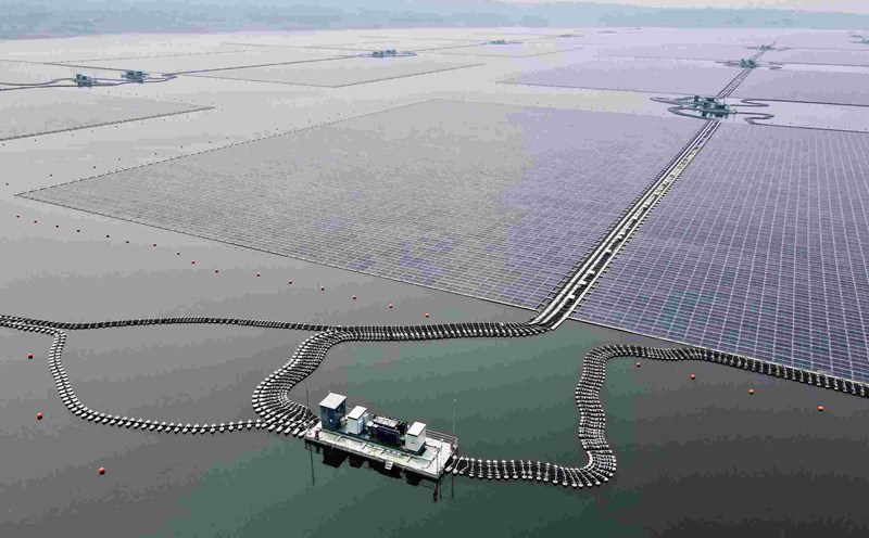 Floating solar power plant to be built on water in Indonesia by 2023 to ensure green energy. Photo: AFP