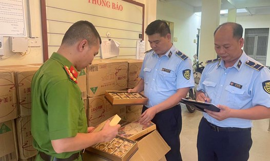 Mỗi đơn vị thuộc Ban Chỉ đạo 389 TP Hà Nội phát huy tốt vai trò của mình trong việc đấu tranh chống buôn lậu, hàng giả... Ảnh: Cục QLTT Hà Nội