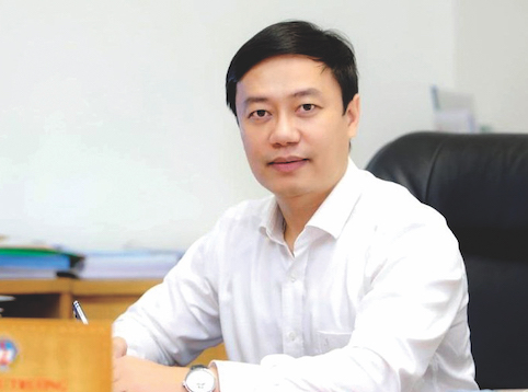 Assoc.Prof.Dr. Bui Duc Tho - Party Secretary, Chairman of the Council of National Economics University.