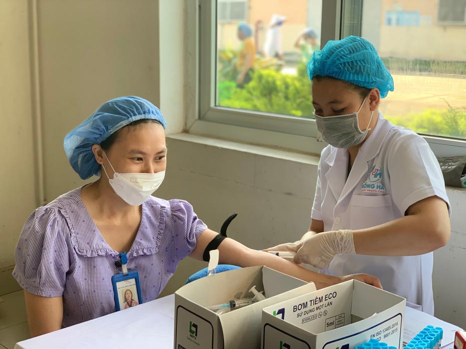 Công nhân lao động nữ tại Công ty TNHH Dream Plastic (huyện Trực Ninh, tỉnh Nam Định) tham gia mô hình “sức khỏe của bạn”. Ảnh: Lương Hà