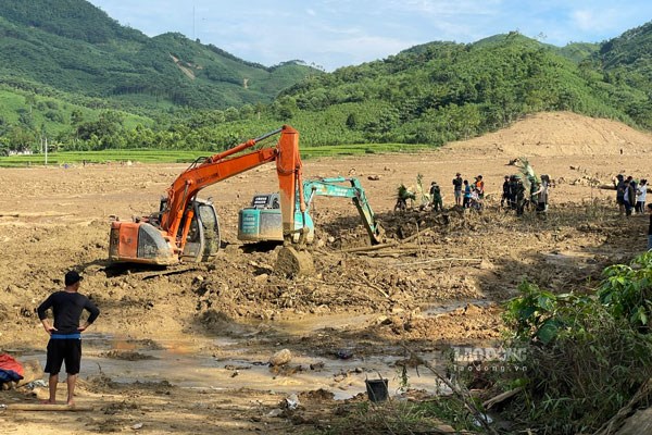 Thêm một thi thể mất tích tại Làng Nủ được tìm thấy