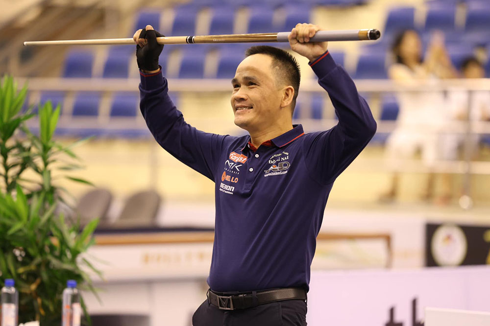 Trần Đức Minh cùng 5 cơ thủ khác của Việt Nam giành quyền vào knock-out giải billiard carom 3 băng vô địch thế giới 2024. Ảnh: Đức Đồng