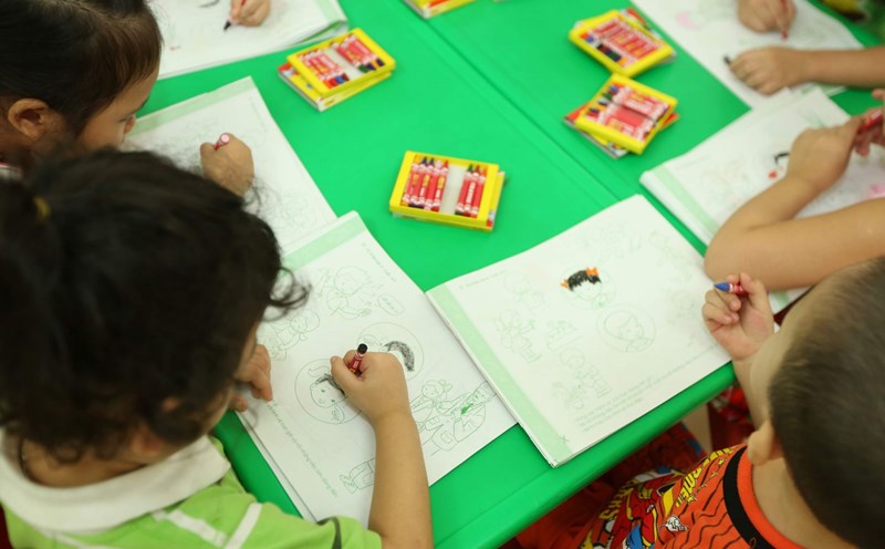 Children of workers in a kindergarten in Hung Yen city. Photo: Hai Nguyen
