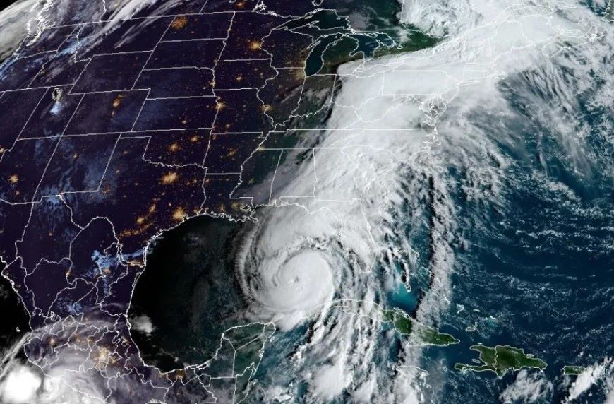Satellite images on the morning of September 26 (local time) show Hurricane Helene approaching the coast of Florida, USA. Photo: NOAA