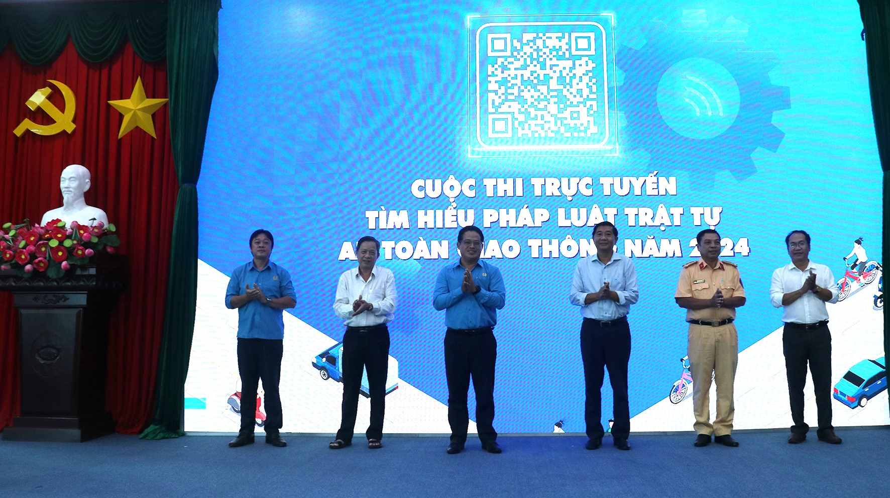 Đoàn viên, công chức, viên chức, người lao động ở các Công đoàn cơ sở cùng tham gia cuộc thi. Ảnh: Xuân Nhi